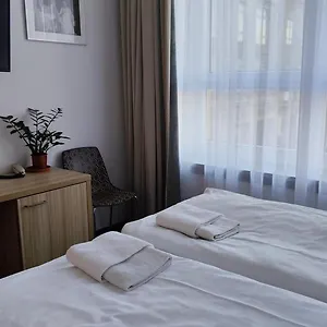 Hotel Mini Akord
